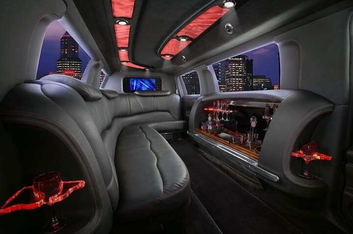 8-10 Pass Stretch Limo inside